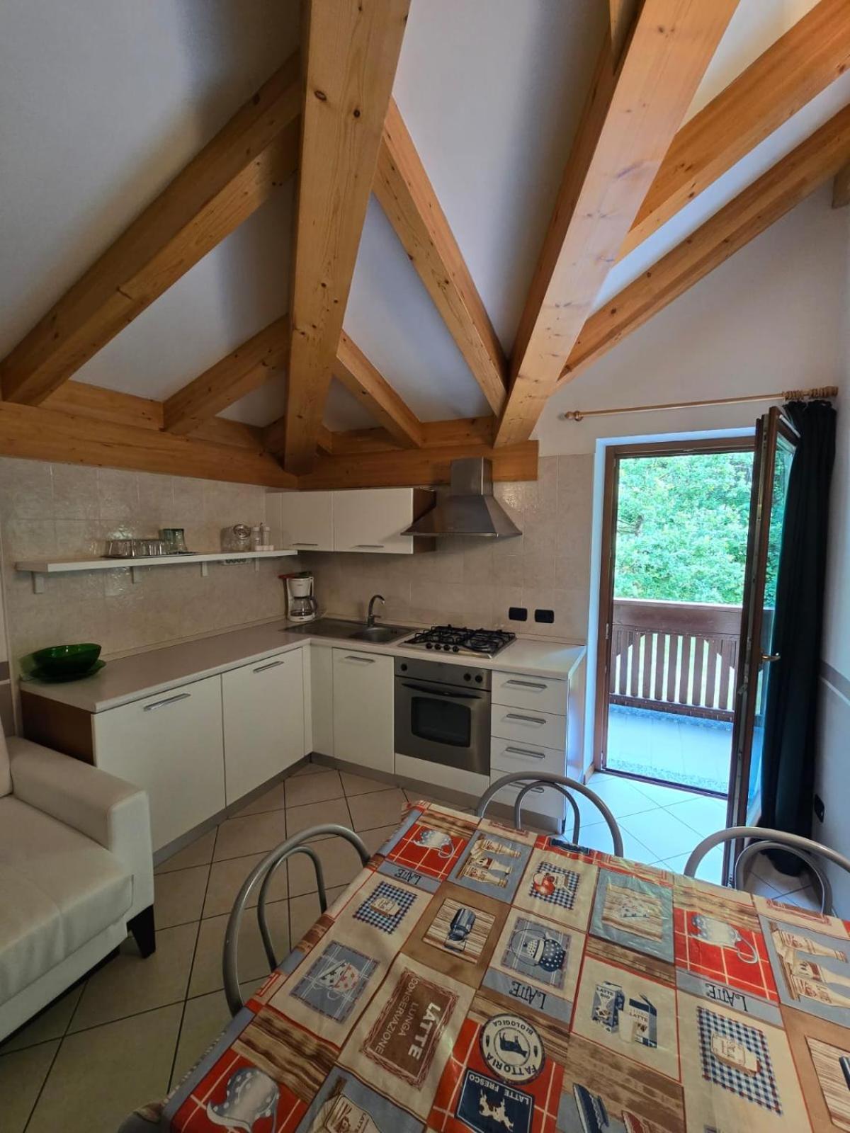 Apartmán Casa Ornella LEDRO Exteriér fotografie